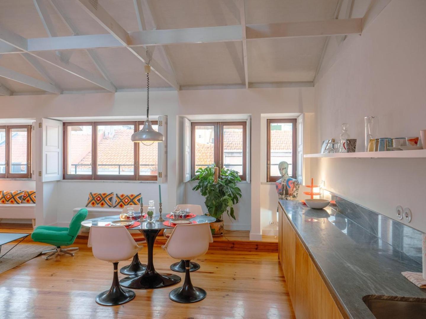 Luxurious Loft : Bridge-view Rooftop | By Airnest Apartamento *