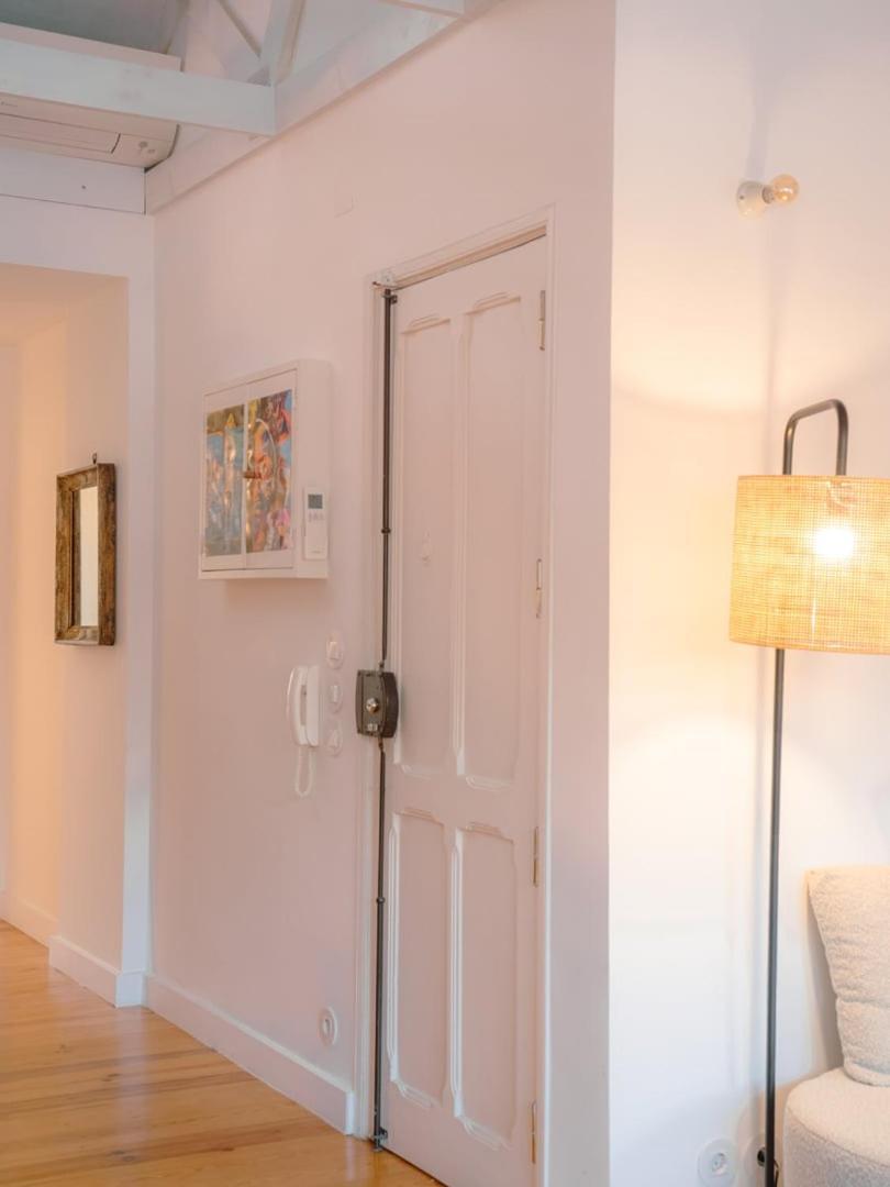 Luxurious Loft : Bridge-view Rooftop | By Airnest Apartamento *